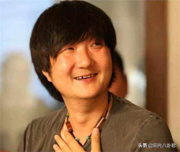 内娱8位最丑男星现状：有人被骗光家产，有人穷到吃低保度日