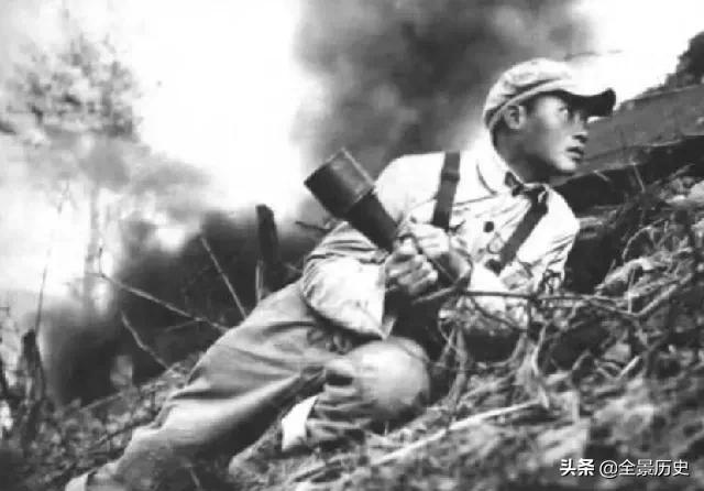 26年后，上甘岭坑道唯一女兵，在纽约餐厅被当年美军俘虏一眼认出