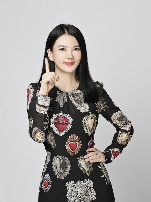 李湘大学同学照片(李湘大学同班同学照片)-天晟网