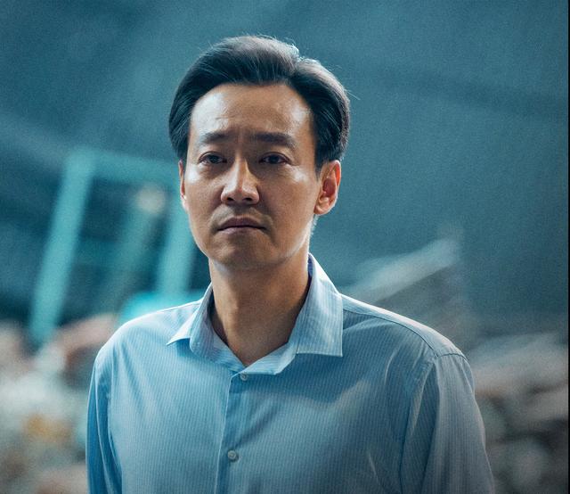 《人世间》大结局：“家人”和“光字片”是周秉义心底最后一堵墙