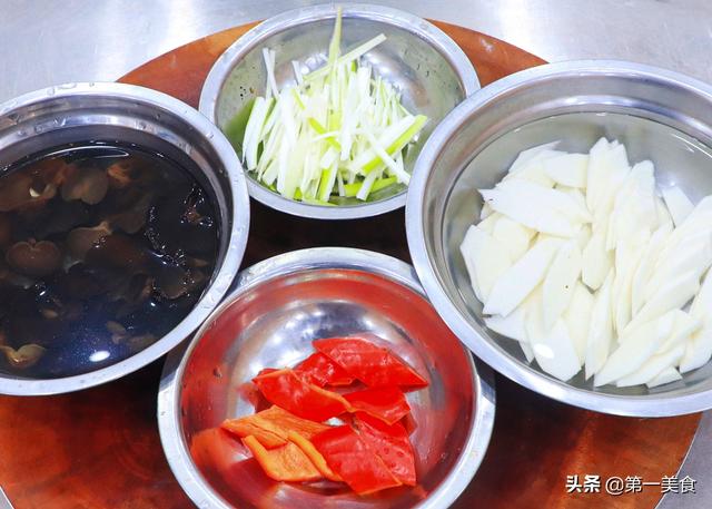洗砂搅笼出料机安装
