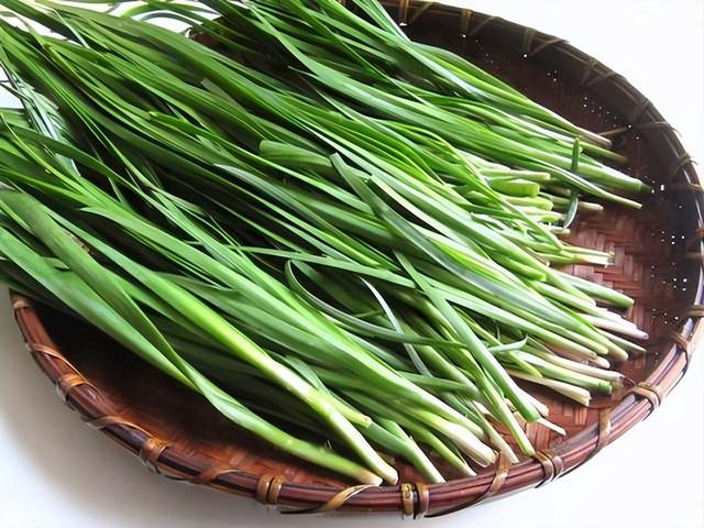 韭菜是结节“加速剂”吗？消化科主任：不想结节癌变，少吃6物