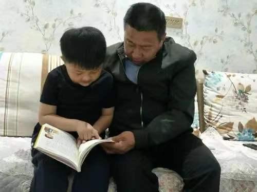 老校长用半年时间，让外孙从班级倒数变成年级前三，经验分享来了