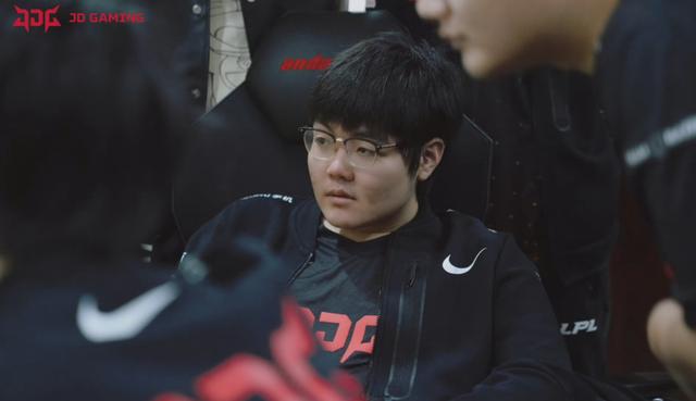 LOL-LPL：V5 3-1淘汰JDG