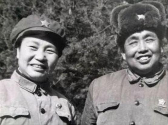 王建安和江青同桌吃饭，服务员端上红烧肉，王建安指出：不能总吃