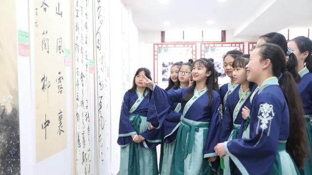 走出1省委副书记1院士，四川1县中再放大招科研提质，静待花开