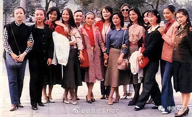 贾宝玉扮演者晒87版《红楼梦》剧照，对比现在物是人非