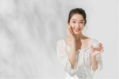 湿疹肤质可以用烟酰胺身体乳吗