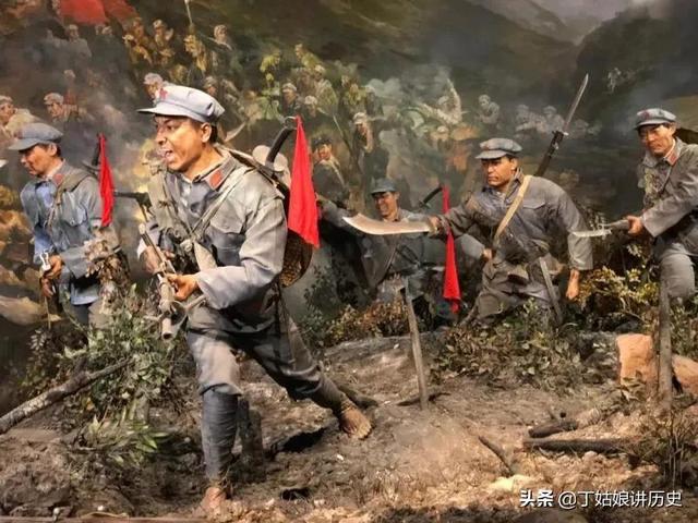 红4军参谋长王尔琢25岁牺牲，留下妻女艰难度日，后来结局如何？
