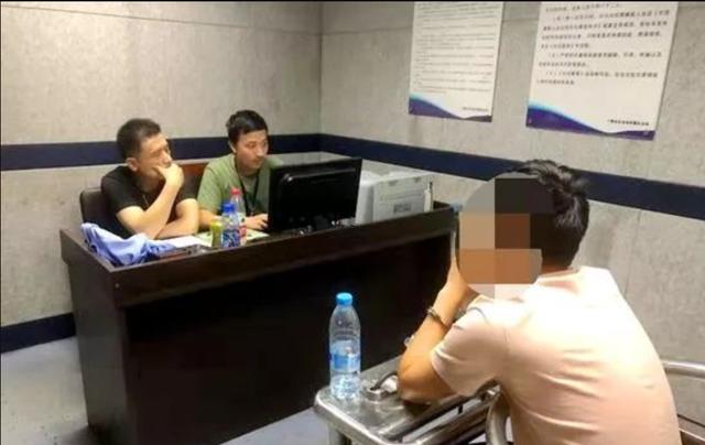 21年深山一户人家彻夜亮灯，引警方怀疑，抓获后交代：不骗中国人