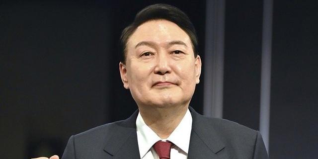尹锡悦妻子：简历造假，被污蔑是“女招待”，曾允诺记者1亿酬劳