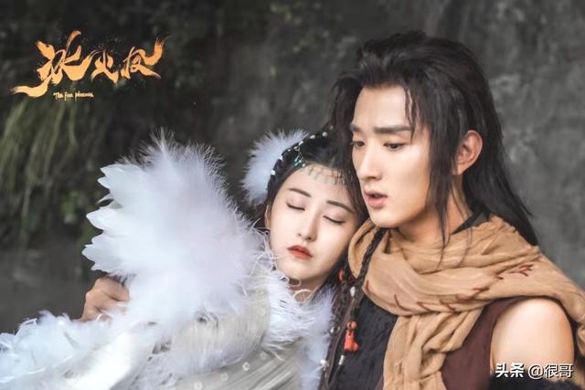 于小彤长相（于小彤长相评价）_1