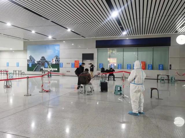 现在潍坊北站进出站查什么？