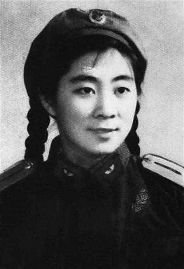 贺子珍赴北京见毛主席被拦，毛主席得知后叮嘱陈毅：妥善安排好她
