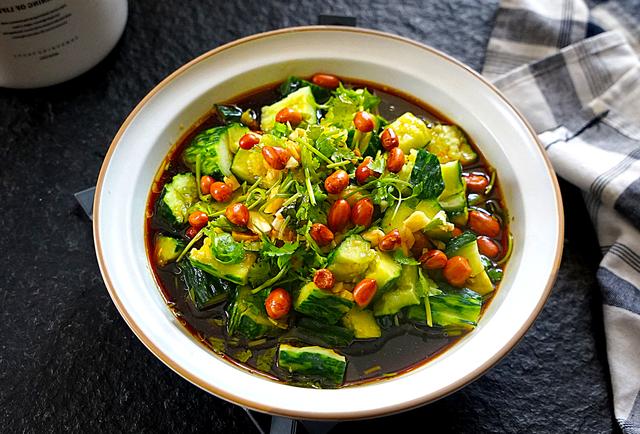 阳春三月，宁可不吃肉也要吃这6种凉拌菜，应季而食，舒坦过春天