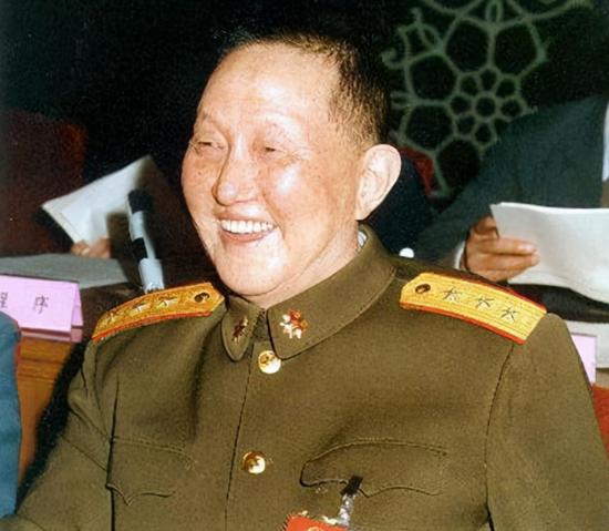 77年邓华回京，要求洪学智回部队，邓小平：让他去国防工业办吧