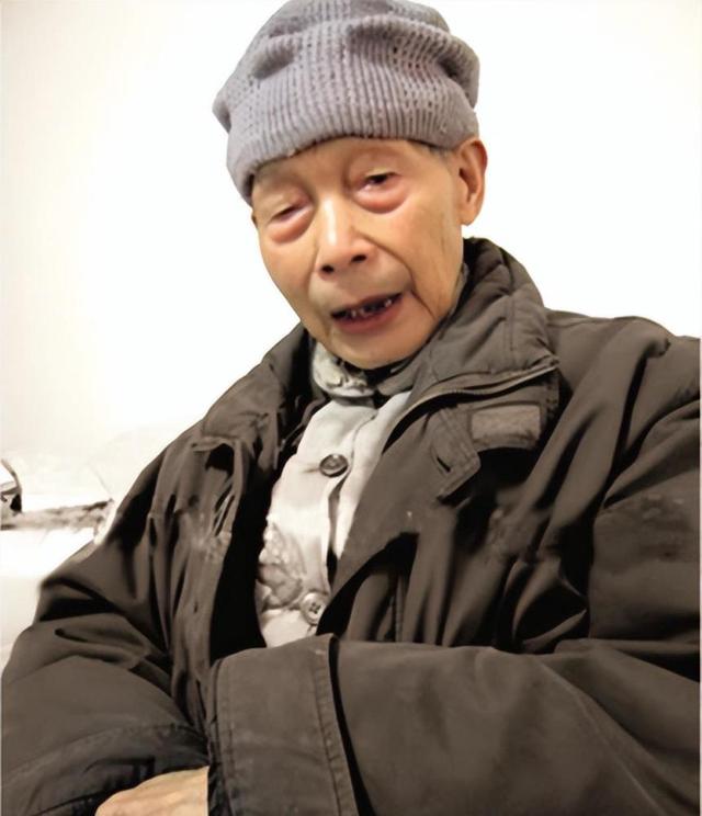 周总理点名要抓的逃犯郑蕴侠，因一个成语暴露，曾指导张国立拍戏