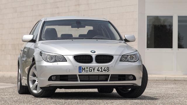 宝马525li 530li，宝马525li价位-第17张图片