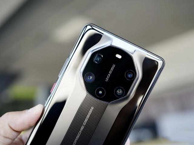 Mate40RS、Magic4至臻版和小米11Ultra，谁才是国产手机的天花板