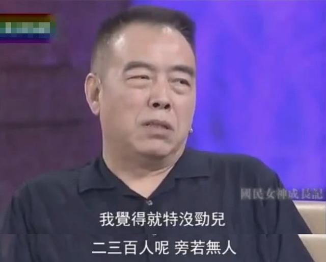 结婚八年后，高圆圆意识到她选择嫁给赵又廷是多么明智。
(图9)