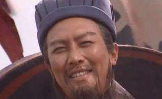 庞统临死前，终于看穿刘备真面目！宴席上暗示魏延，可惜魏延没懂