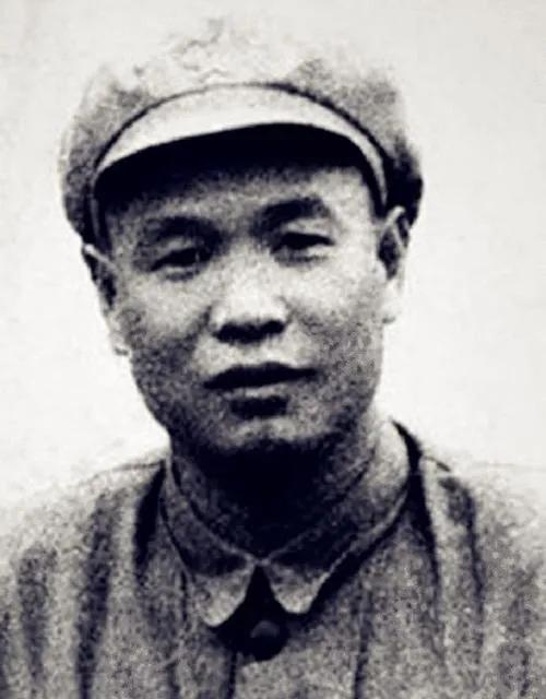 1947年，一位国军司令来到陕北，毛主席说：你给彭德怀当副司令吧