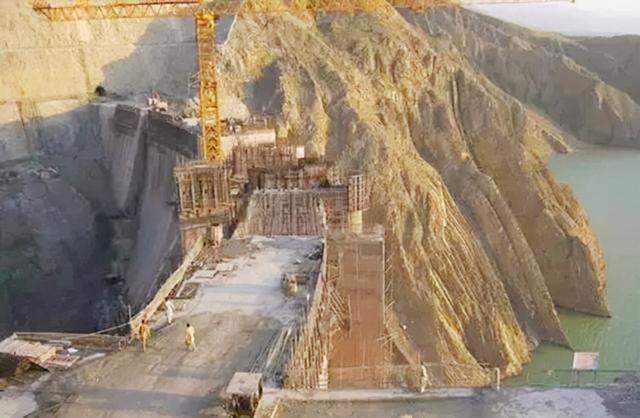 巴基斯坦的三峡：预计成本千亿拖40年没建，中企仅收190亿就开工