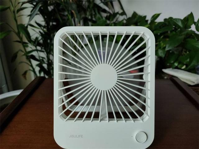 几素轻薄桌面扇，夏日里的一抹清凉