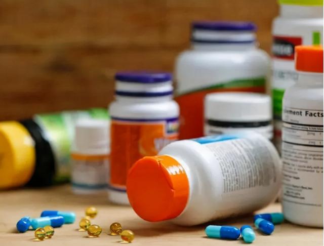 8种营养保健品，哪些才是老年人该真正补充的？看懂不花冤枉钱