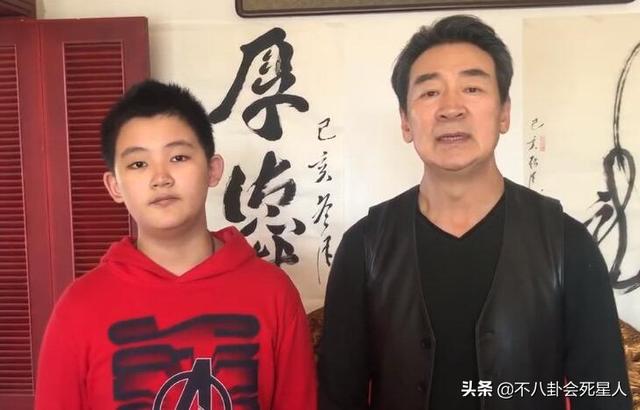 3,寇振海,和儿子相差54岁