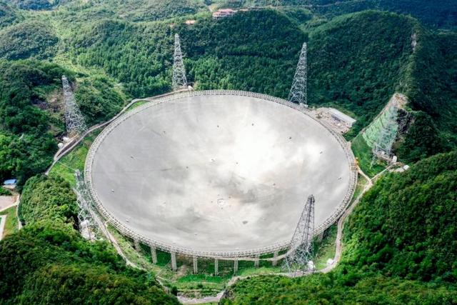中国电子机械领域第一位院士，用机电耦合技术开辟天线研究新天地