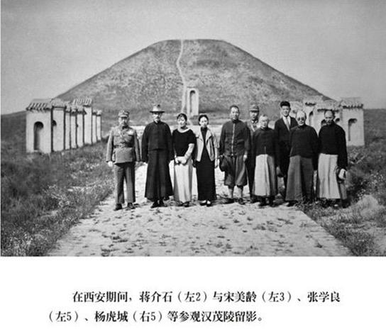 1949年耗时3个月，杨虎城遗体被找到，邓小平要求：换个好棺材