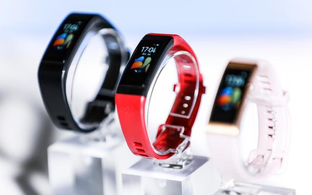 数字货币“隐形冠军”！7大“智能穿戴”龙头，收藏待翻倍