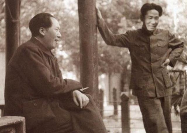 1946年毛岸英回国后，问父亲认不认识赤英，毛主席表情顿时凝重
