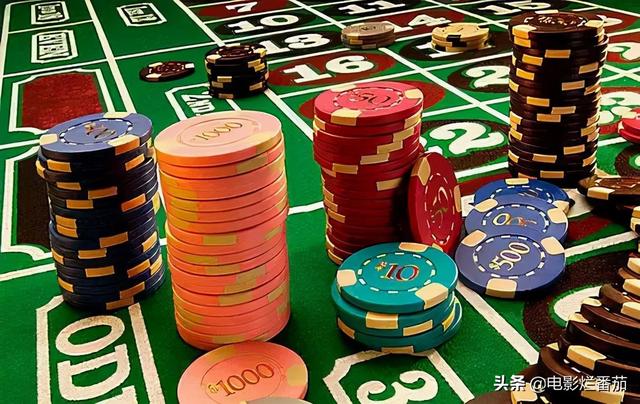 烟灰、脚气，为何会与知名酸菜挂钩？315晚会揭露的黑幕触目惊心