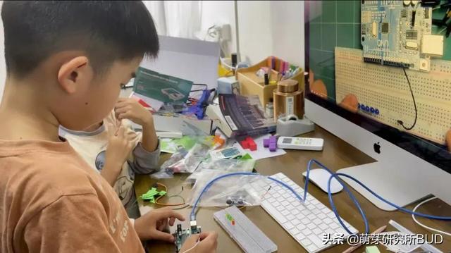 工作是什么，未来要做什么？我们可以和孩子这样聊