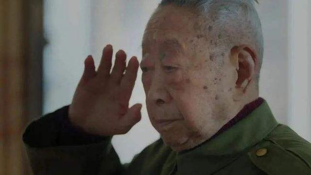 炸水门桥的英雄还健在，今年98岁！跟英雄回忆水门桥一战