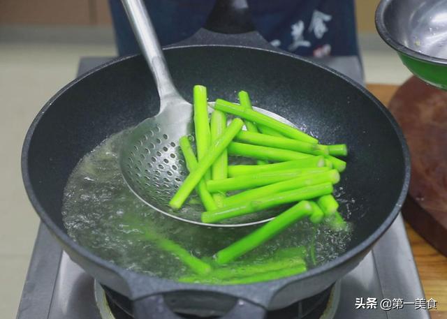 10kv高压电缆中间接头制作视频,10kv高压电缆中间接头制作