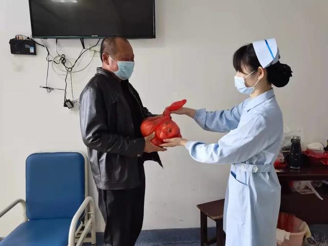 同心抗“疫情”，关怀显温情！南昌大学二附院肿瘤科关爱患者纪实