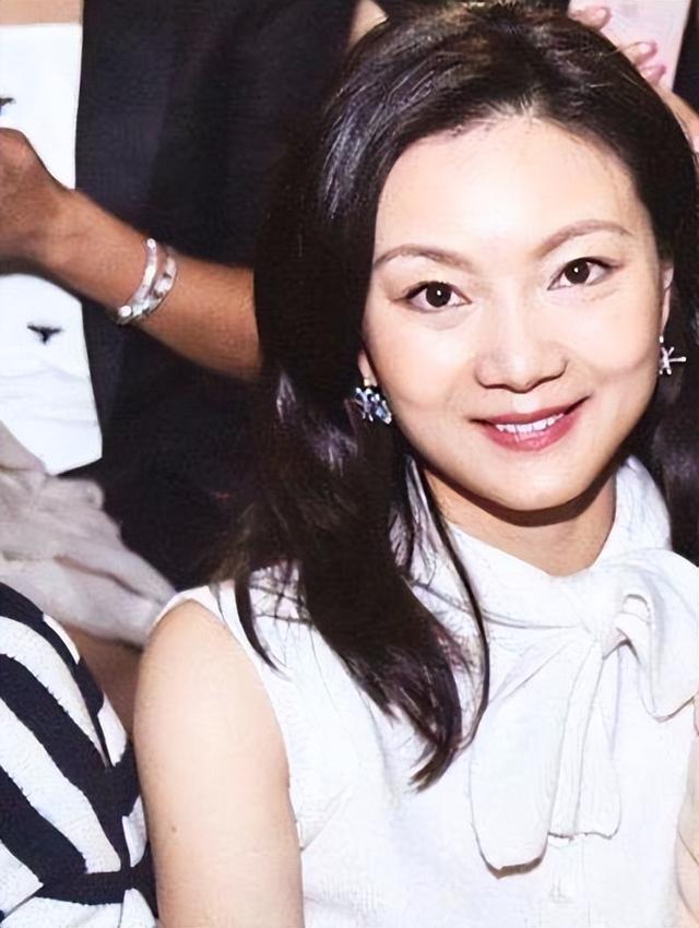 有种“整容”叫陈婷结婚，婚前为爱生子无人知，婚后终被人认可
