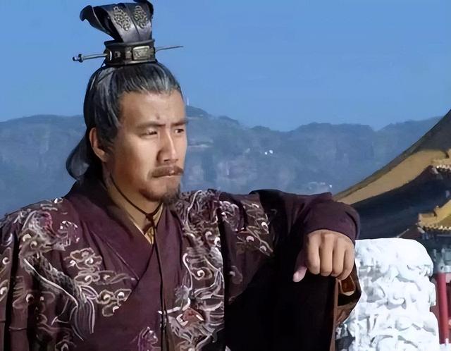 李善长已经76岁，每天老实耕田种地，朱元璋为何还要将他满门抄斩