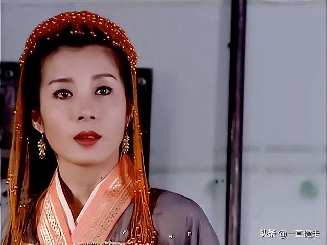 谁说女子不如男，替父从军花木兰