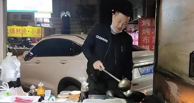 郑州通报新增33个病例活动轨迹/金水管城惠济中牟郑东登封部分区域实行分类管理/郑州11个县市区核酸检测