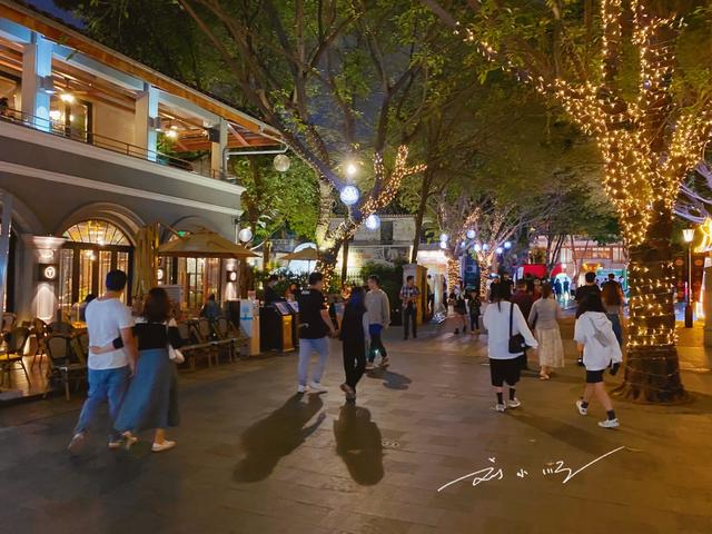 佛山市中心的網紅商業區，既現代又傳統，被稱爲廣東版太古裏