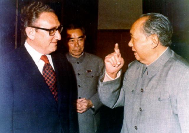 1970年，尼克松为何在接受采访时说：我死前唯一的心愿就是去中国