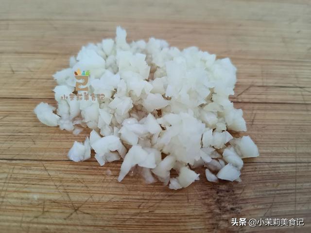 立夏后，阳气易损耗，建议多吃“3红3白1黑”，升阳驱寒轻松度夏