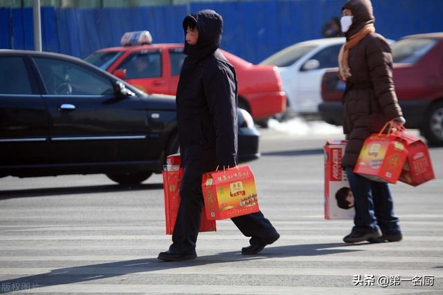 男人送女人一双鞋子什么意思