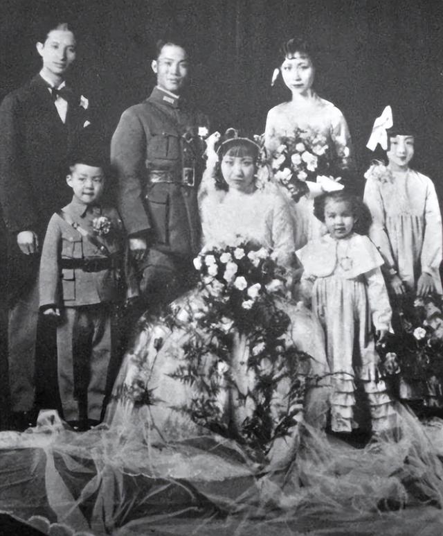 1948年，陈诚性命不保，妻子哭求干娘宋美龄：他若死，我也不独活