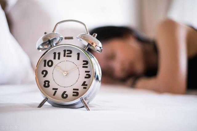 普通人离周末双休八小时的工作还有多远？