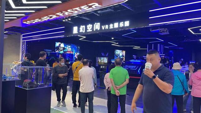 VR六边形战士，不用电脑，开机即玩：奇遇Dream Pro 评测